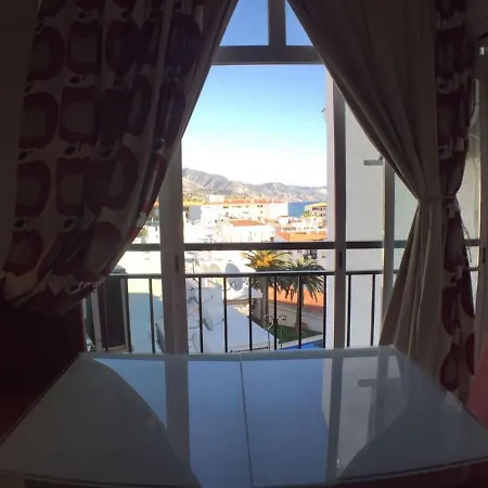 Coronado, In Central Apartment
